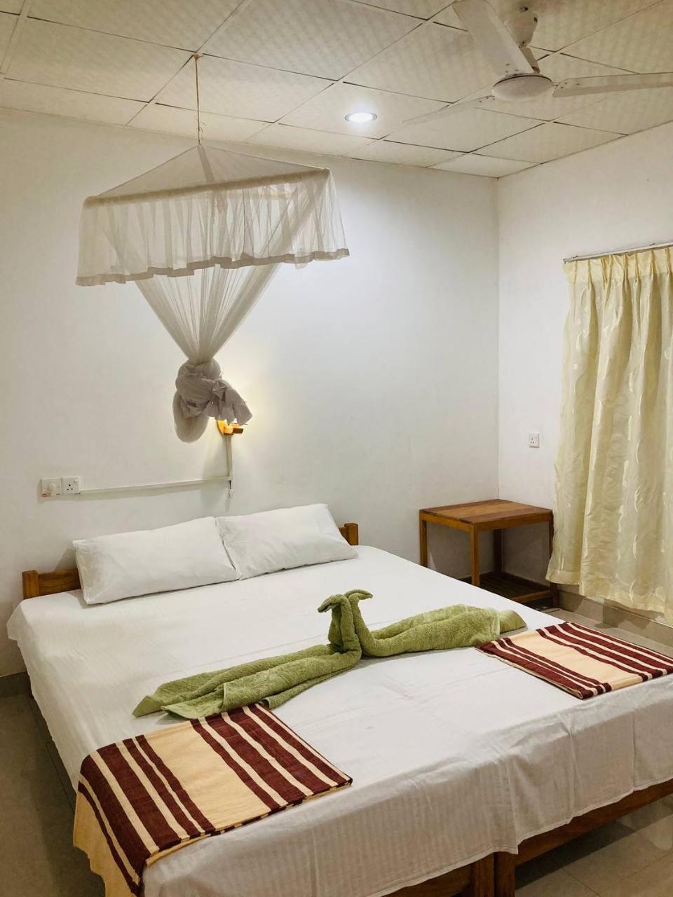Sigiri Lodge Sigiriya Esterno foto